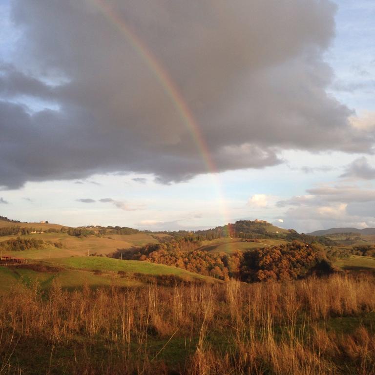 Agriturismo Alle Rose Volterra Exterior foto